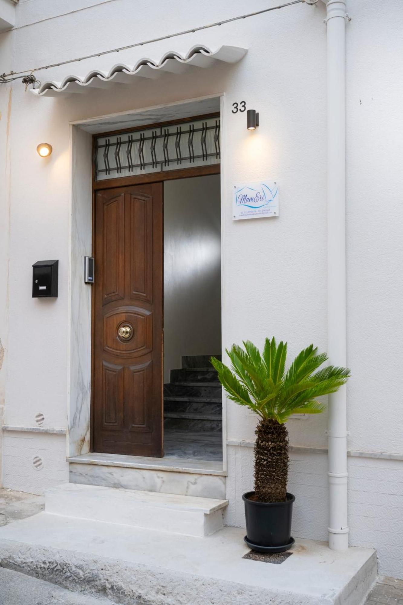 Mameri Central Rooms كاستيلاّماري ديل غو المظهر الخارجي الصورة